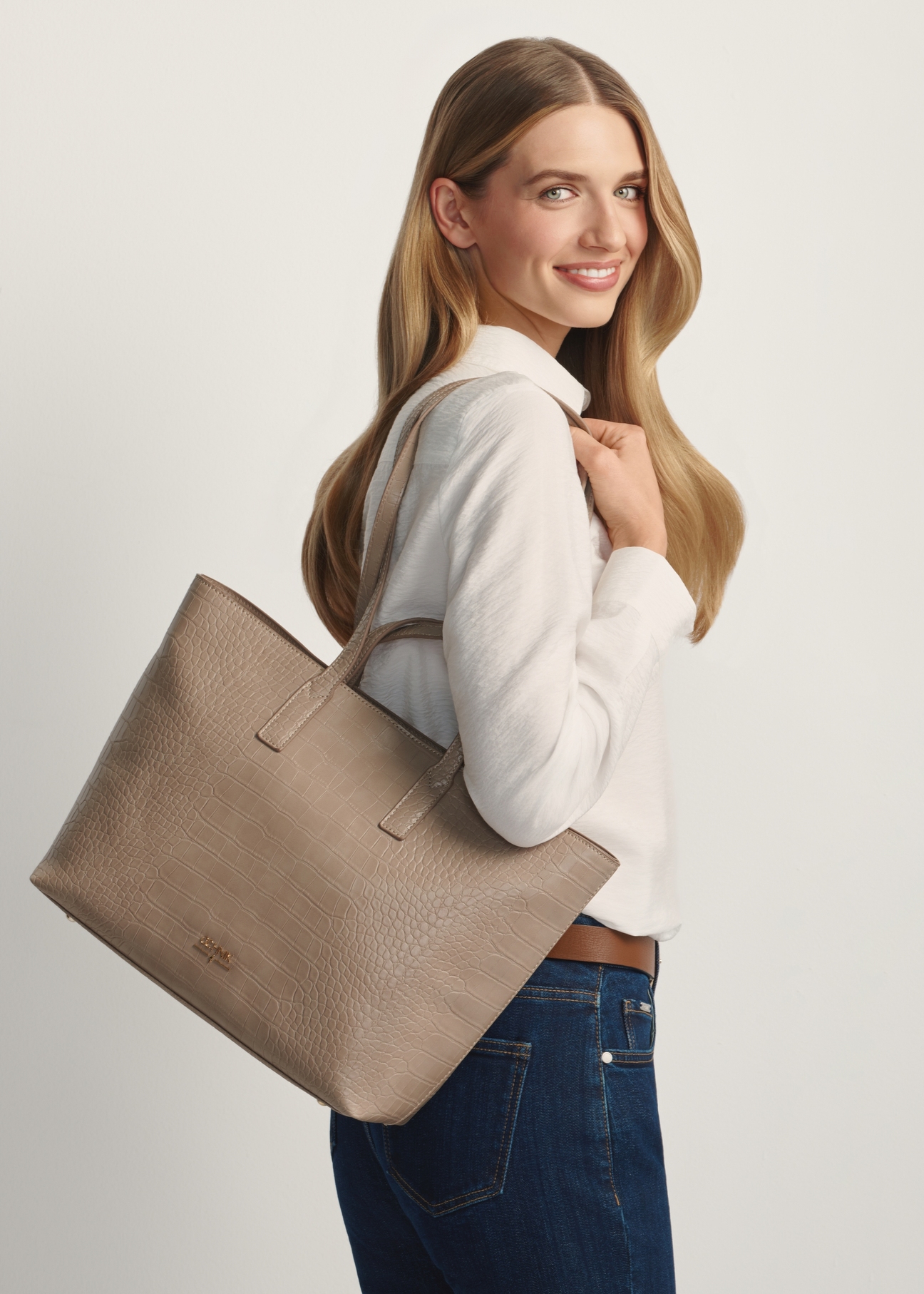 Czarna torebka damska shopper TOREC-1204-9G(W26)