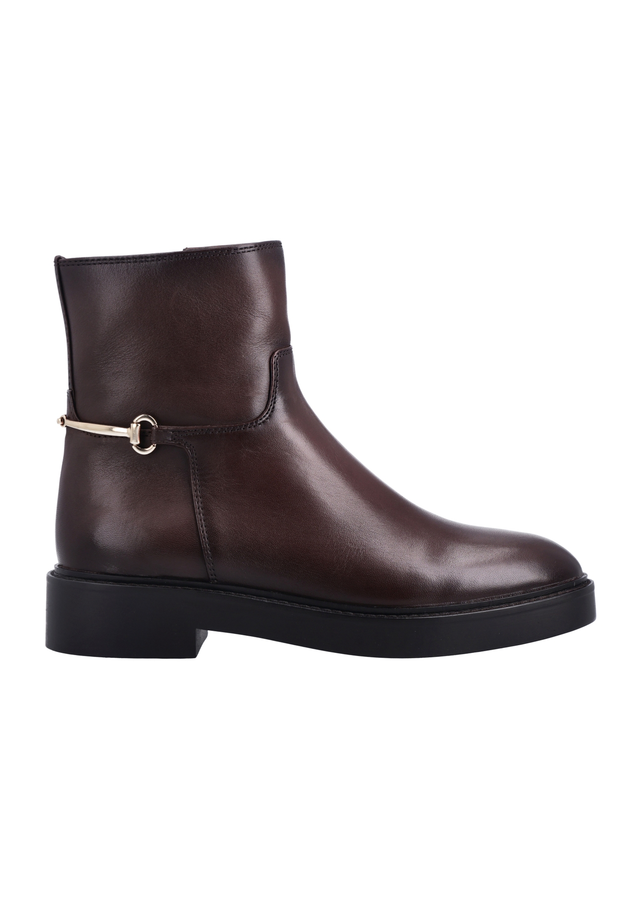 Жіночі темно-коричневі шкіряні чоботи до щиколотки BUTYD-1290-1I(Z26), вигляд виробу збоку на білому фоні.