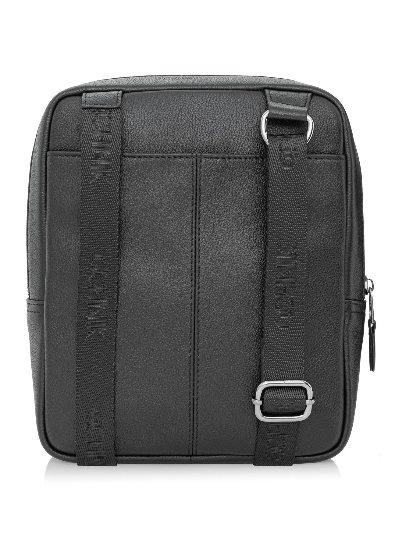 Чоловіча шкіряна сумка на блискавці чорного кольору TORMS-0016R-9I(W26), вигляд виробу зі зворотного боку на білому фоні.