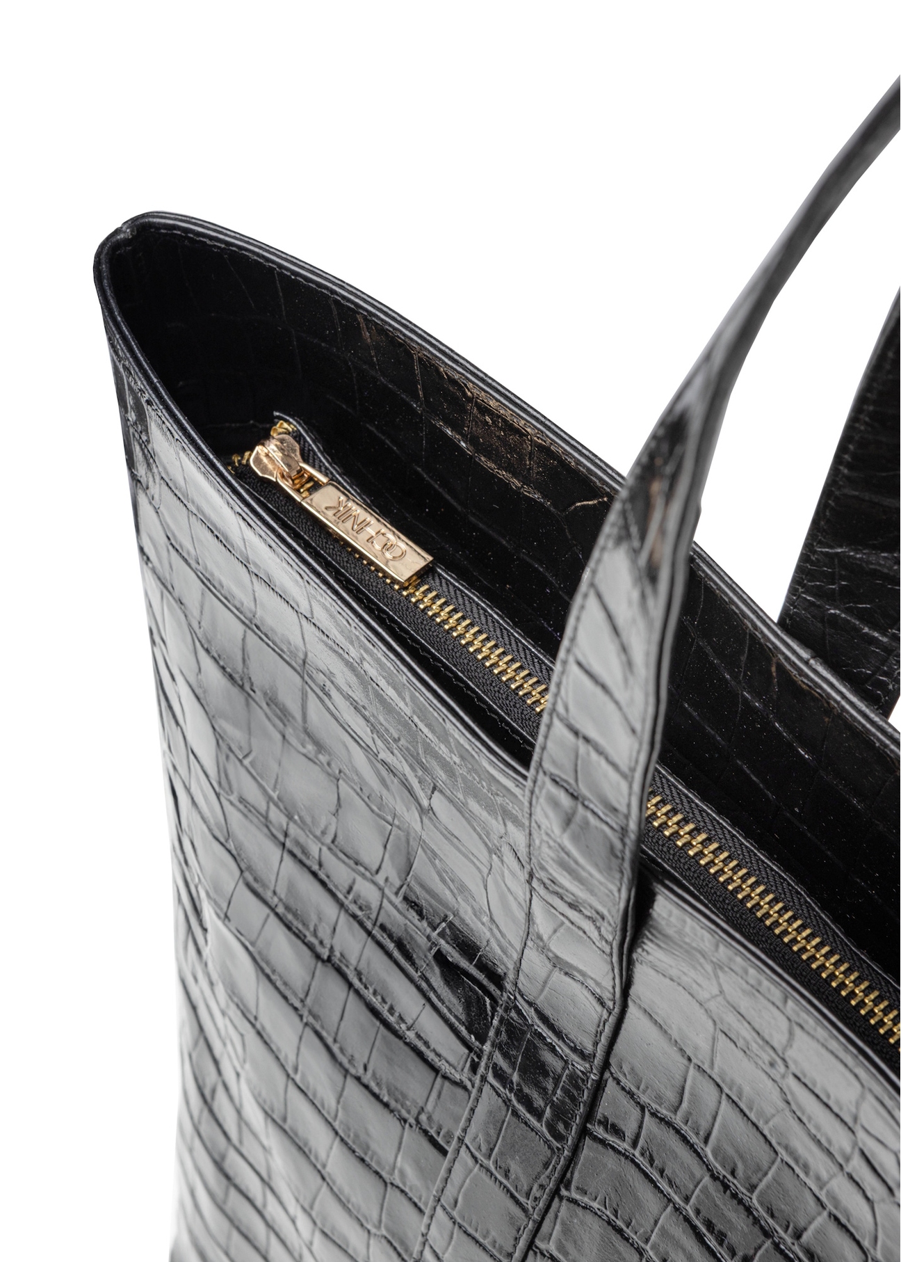 Жіноча сумка-шопер з крокодилової шкіри TORES-0700C-9G(W26), крупний план деталі виробу на білому фоні.