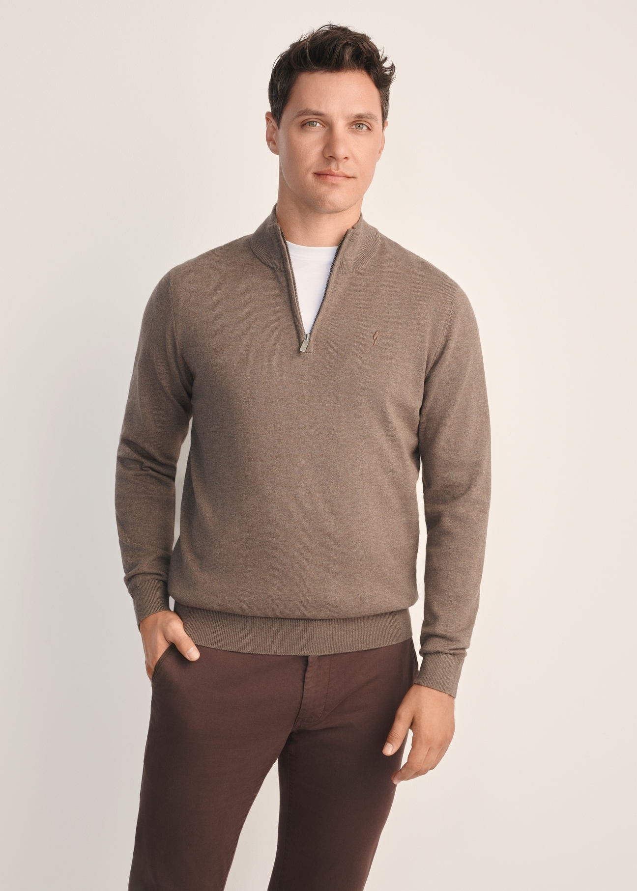 Camelowy sweter męski SWEMT-0174-1D(Z26)