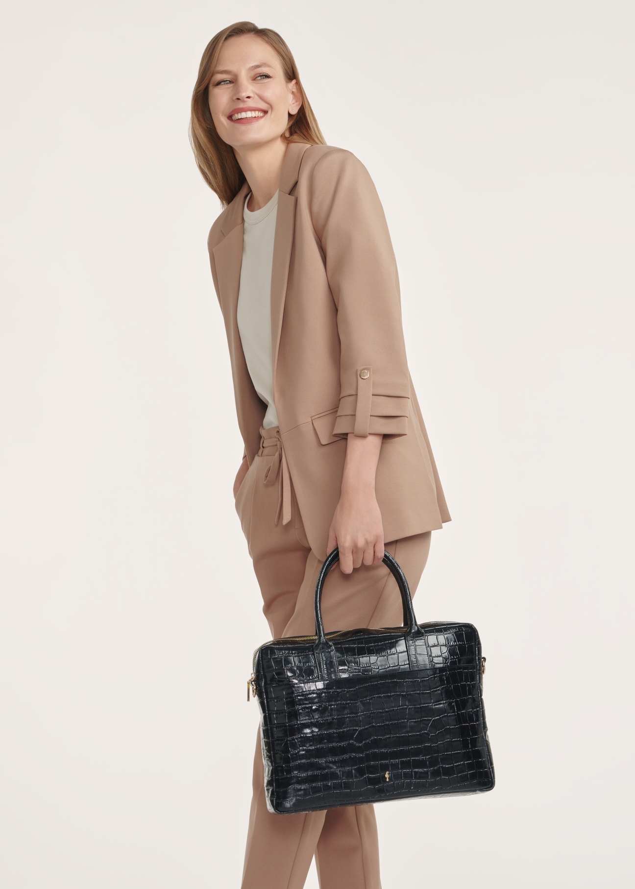 Шкіряна елегантна жіноча сумка в стилі кроко TORES-1128F-9G(W26)