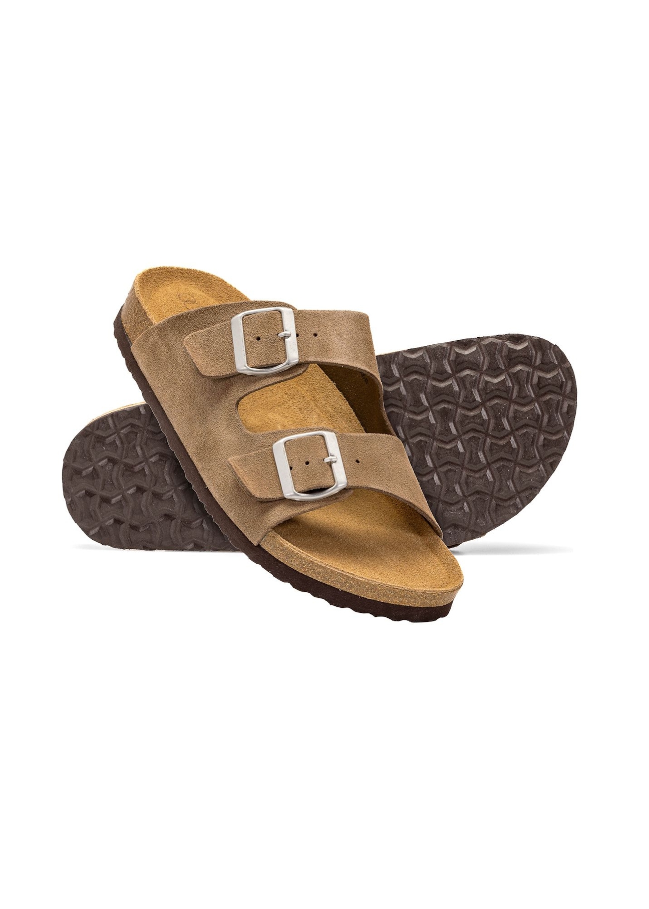 Чоловічі шкіряні шльопанці холодного бежевого кольору BUTYM-0495-1K(W26), діагональний вигляд виробу на білому фоні.