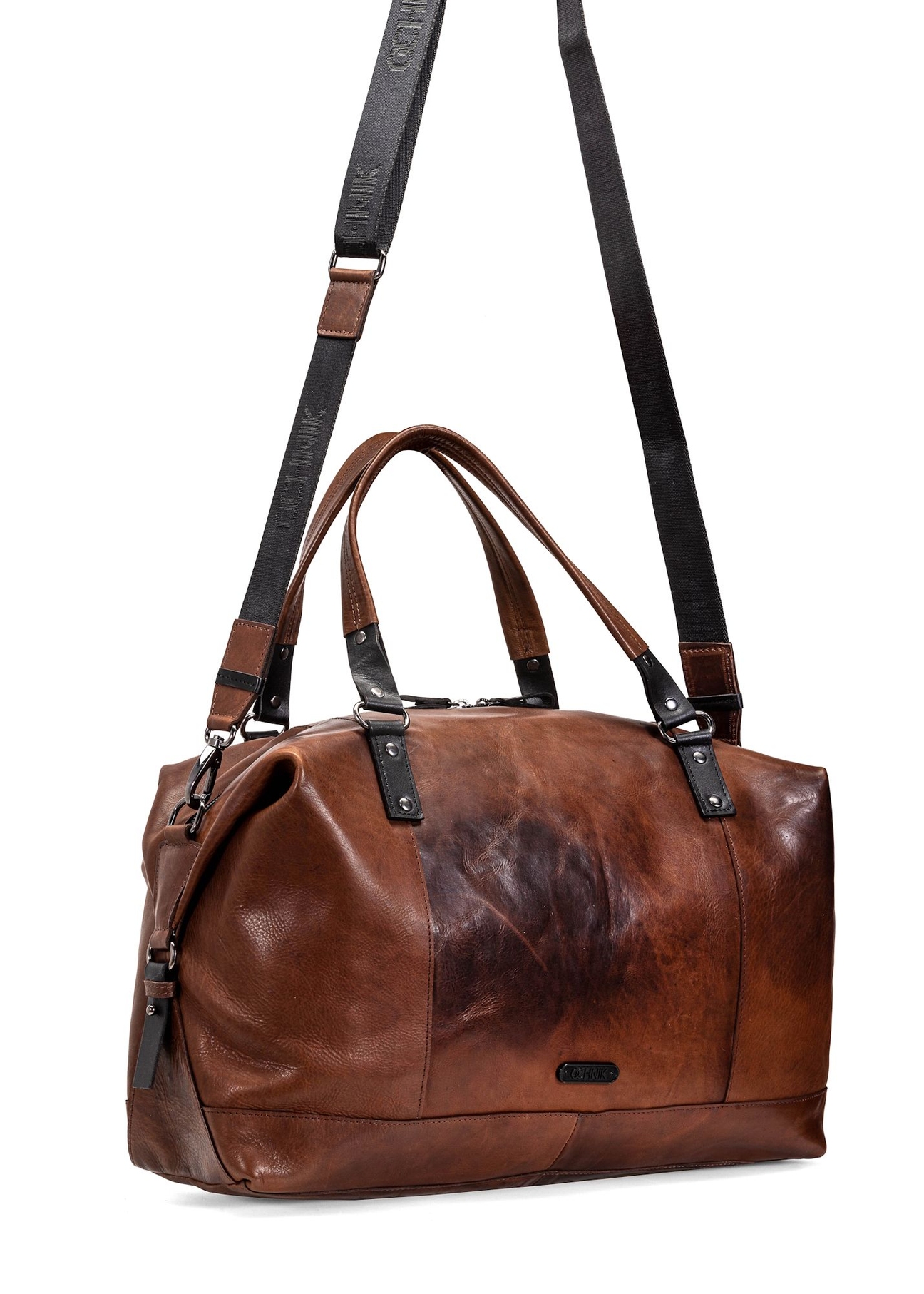 Коричнева шкіряна велика чоловіча сумка TORMS-0103-1H(W26), діагональний вигляд виробу на білому тлі.