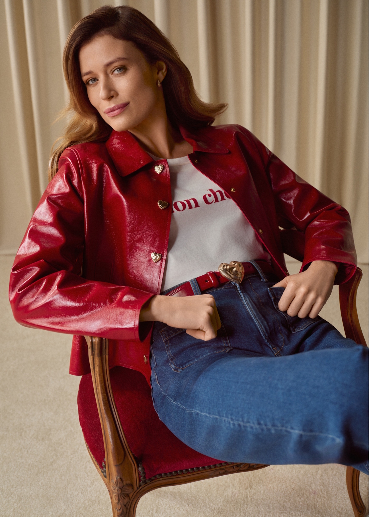 Червона коротка жіноча куртка KURDS-0612-4B(W26)