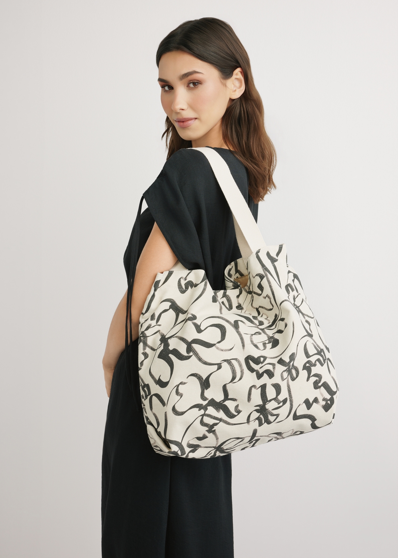 Бавовняна жіноча сумка в квіти TOREN-0289-1P(W26)