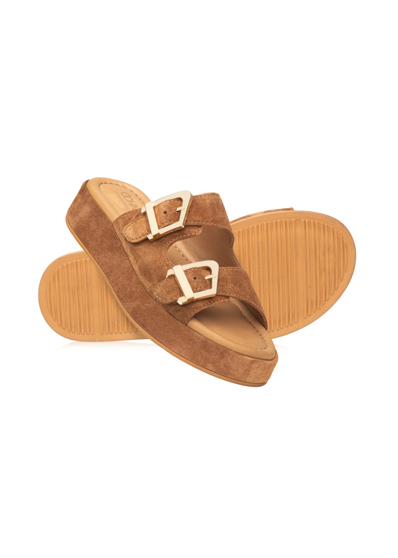 Жіночі замшеві мюлі на платформі BUTYD-1241-1D(W26), діагональний вигляд виробу на білому фоні.