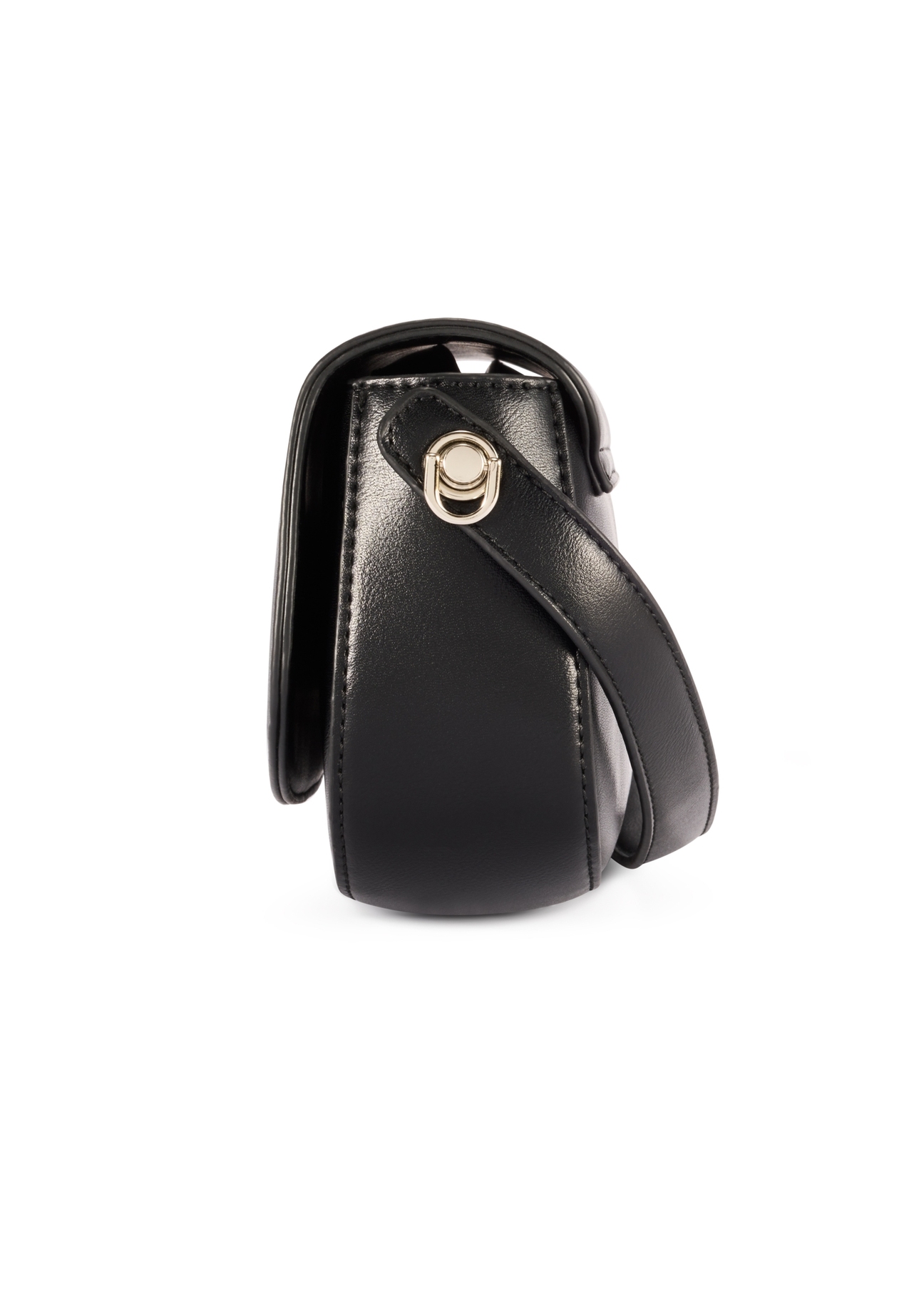 Маленька чорна жіноча сумка-месенджер TOREC-1185-99(W26), вигляд виробу збоку на білому фоні.