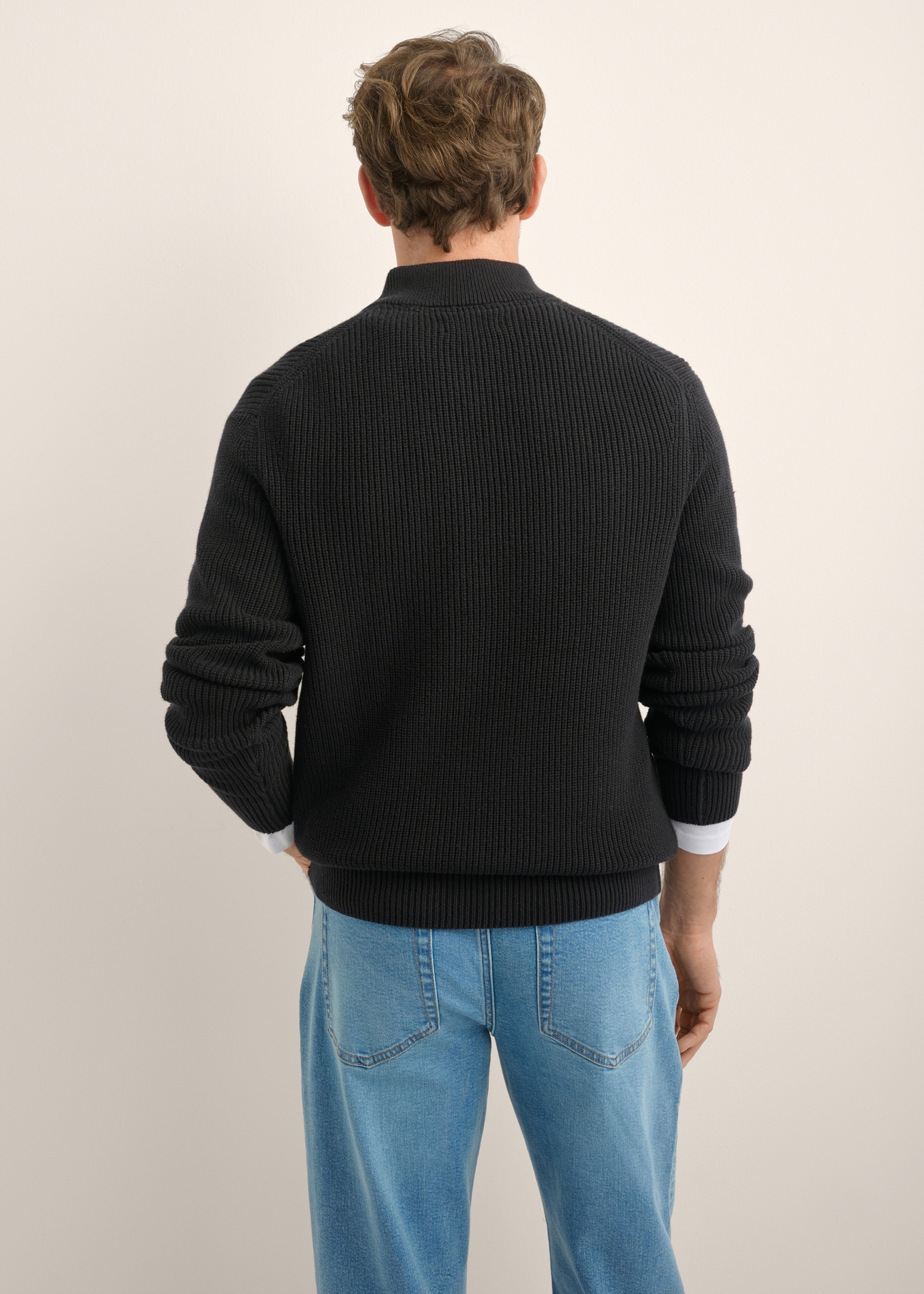 Czarny sweter męski SWEMT-0175-99(Z26)