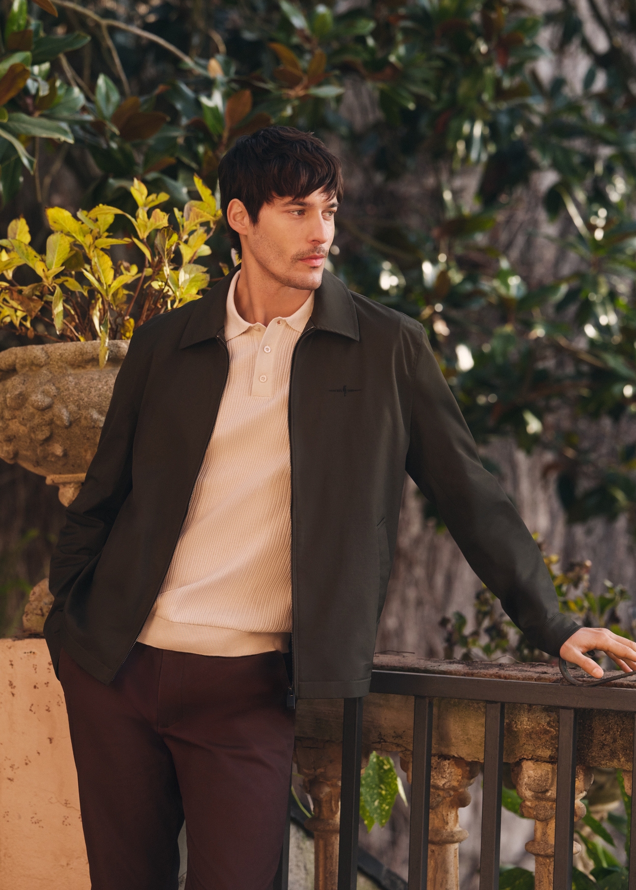 Чоловіча демісезонна куртка кольору хакі KURMT-0415-8D(W26)