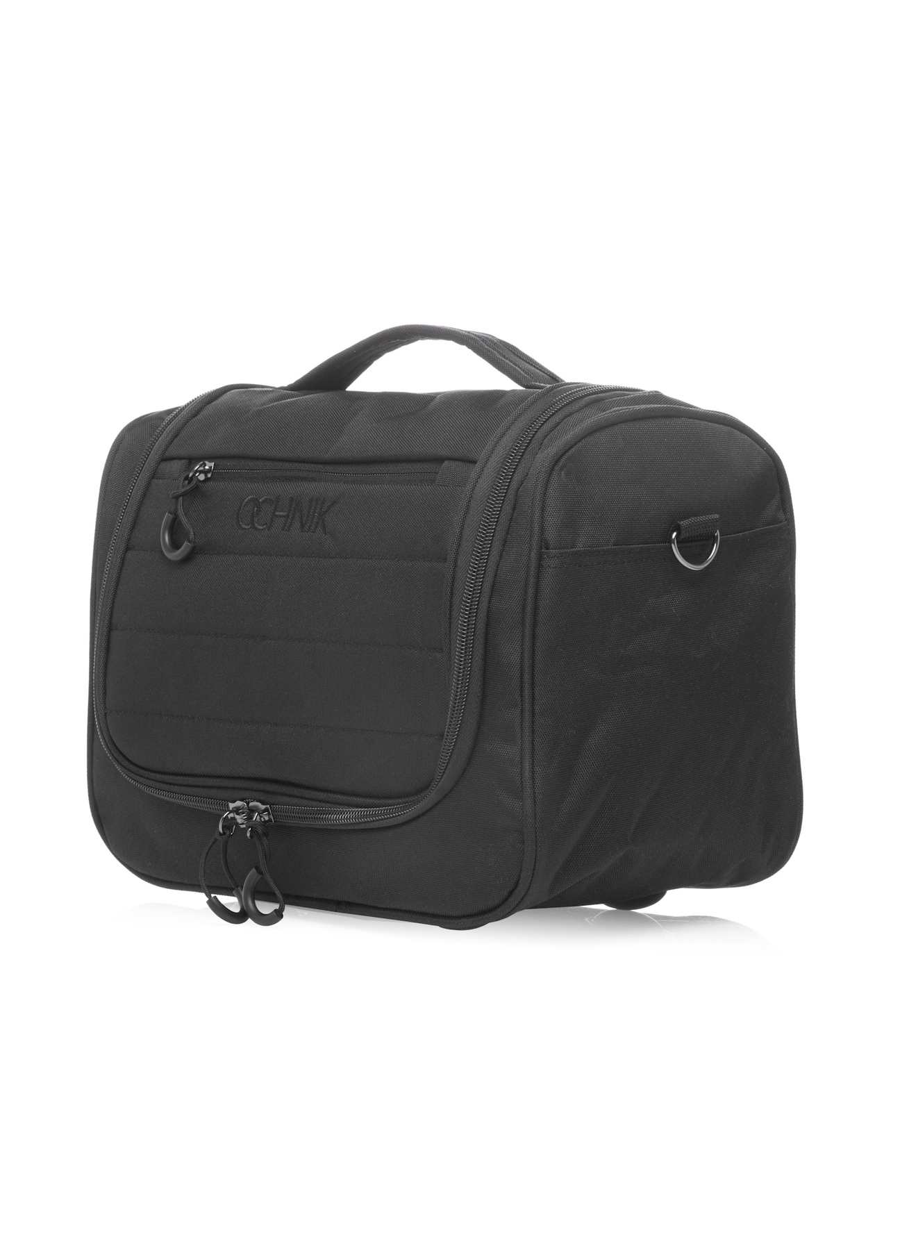 Чорна велика косметичка WALNY-0045-99-14(W26), діагональний вигляд виробу на білому фоні.