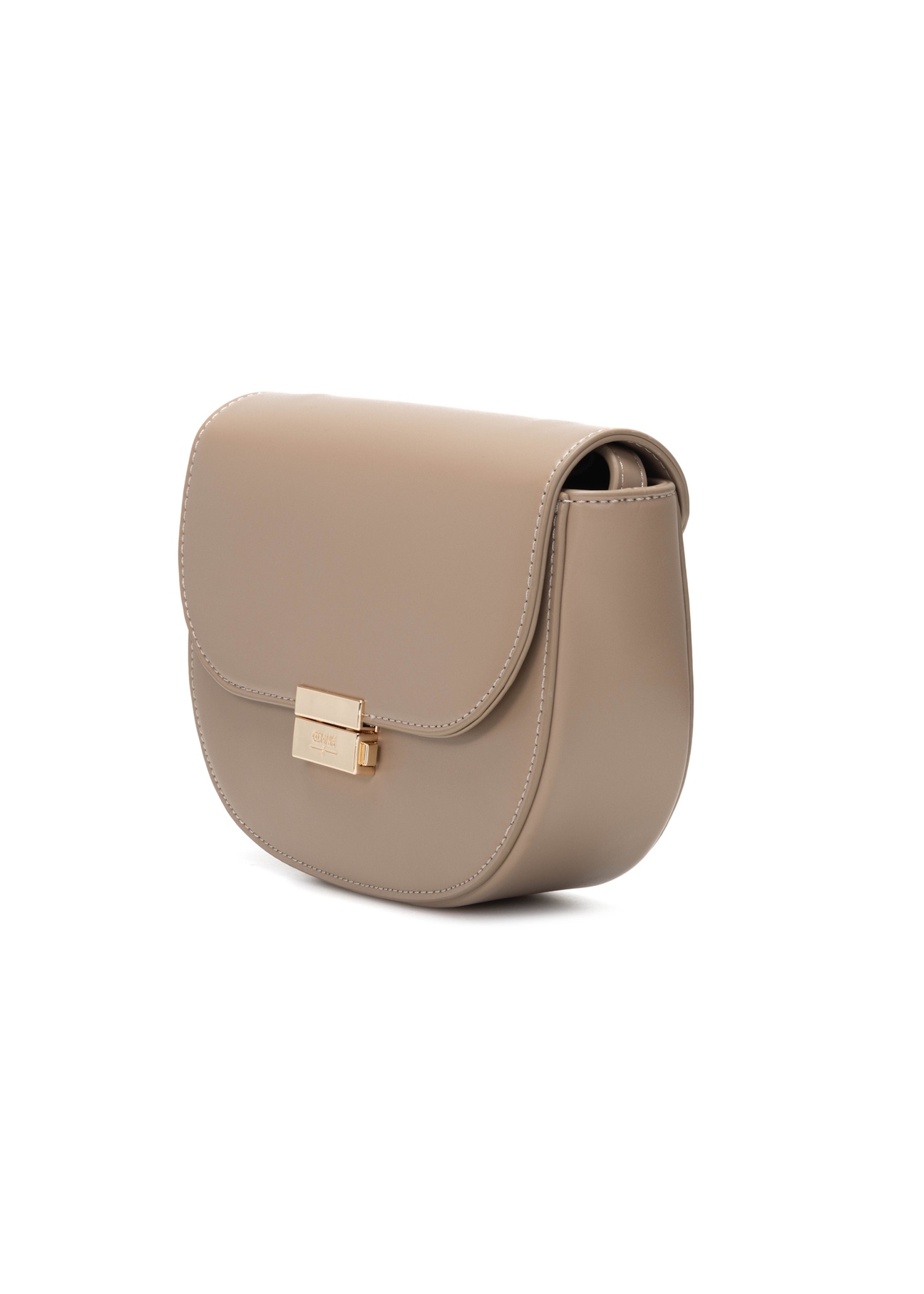 Жіноча напівкругла сумка-месенджер кольору верблюжого кольору TOREC-1127-1D(W26), діагональний вигляд виробу на білому фоні.