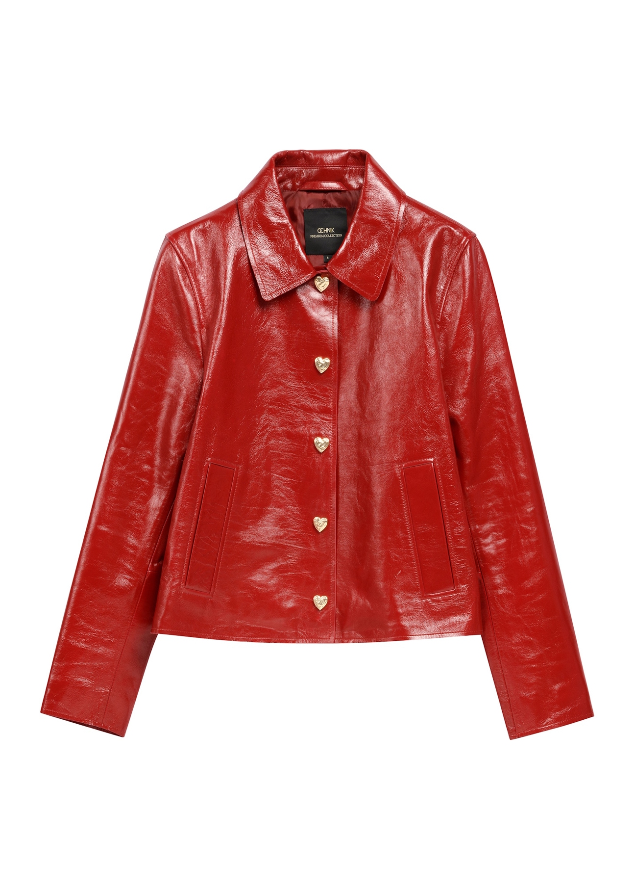 Червона коротка жіноча куртка KURDS-0612-4B(W26), вигляд виробу спереду на білому тлі.