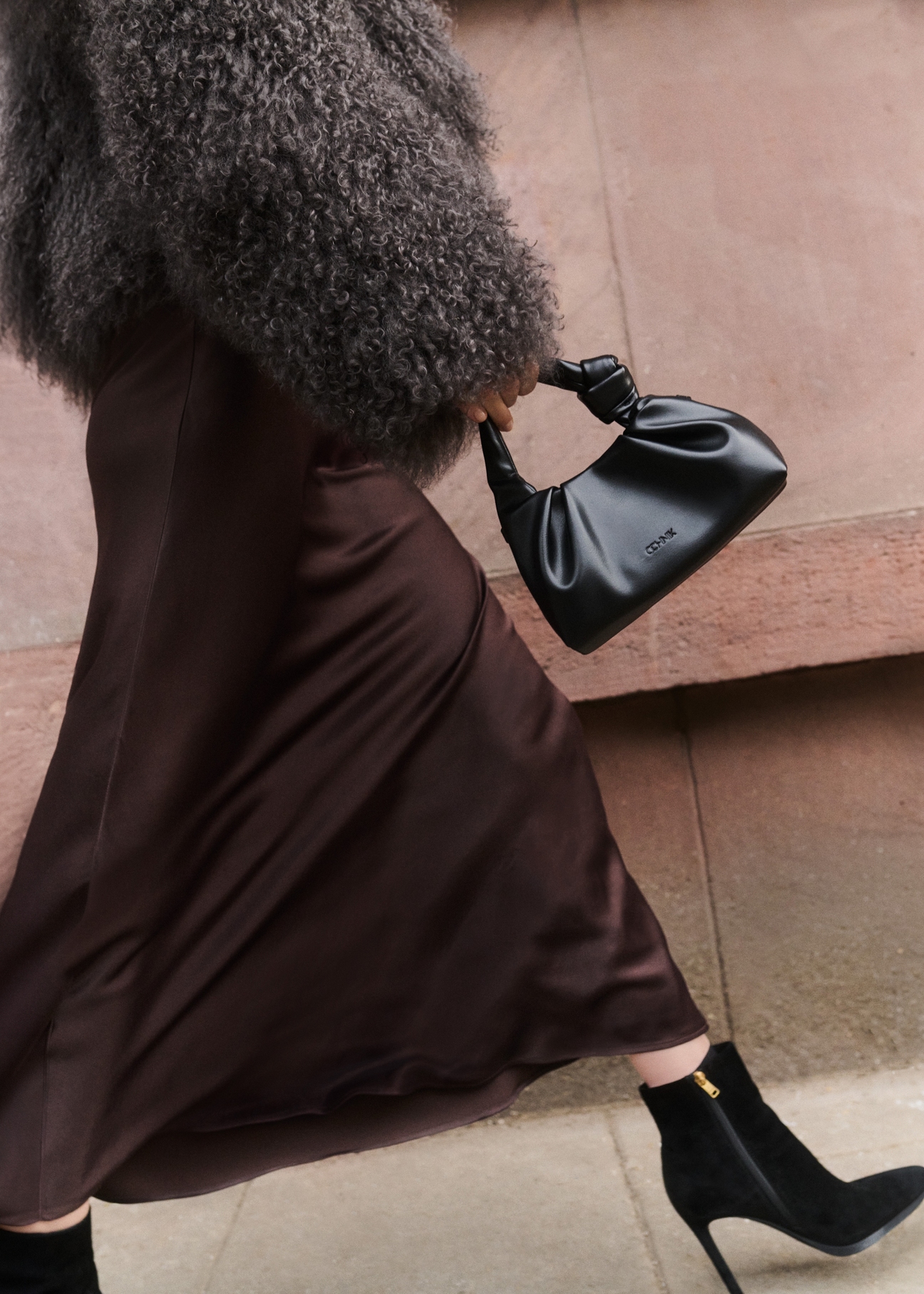 Шоколадна довга жіноча спідниця SPCDT-0117-90(Z25)