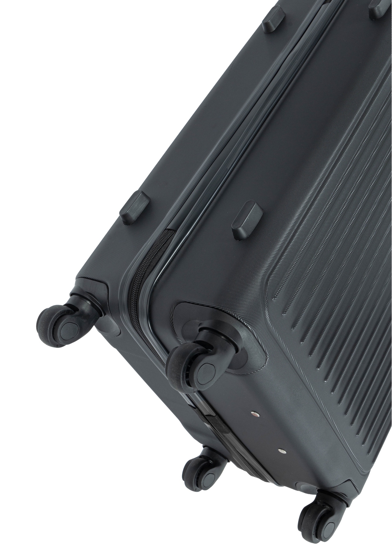 Валіза на колесах WALAB-0082-99-19(W26), вигляд виробу з колесами на білому фоні.