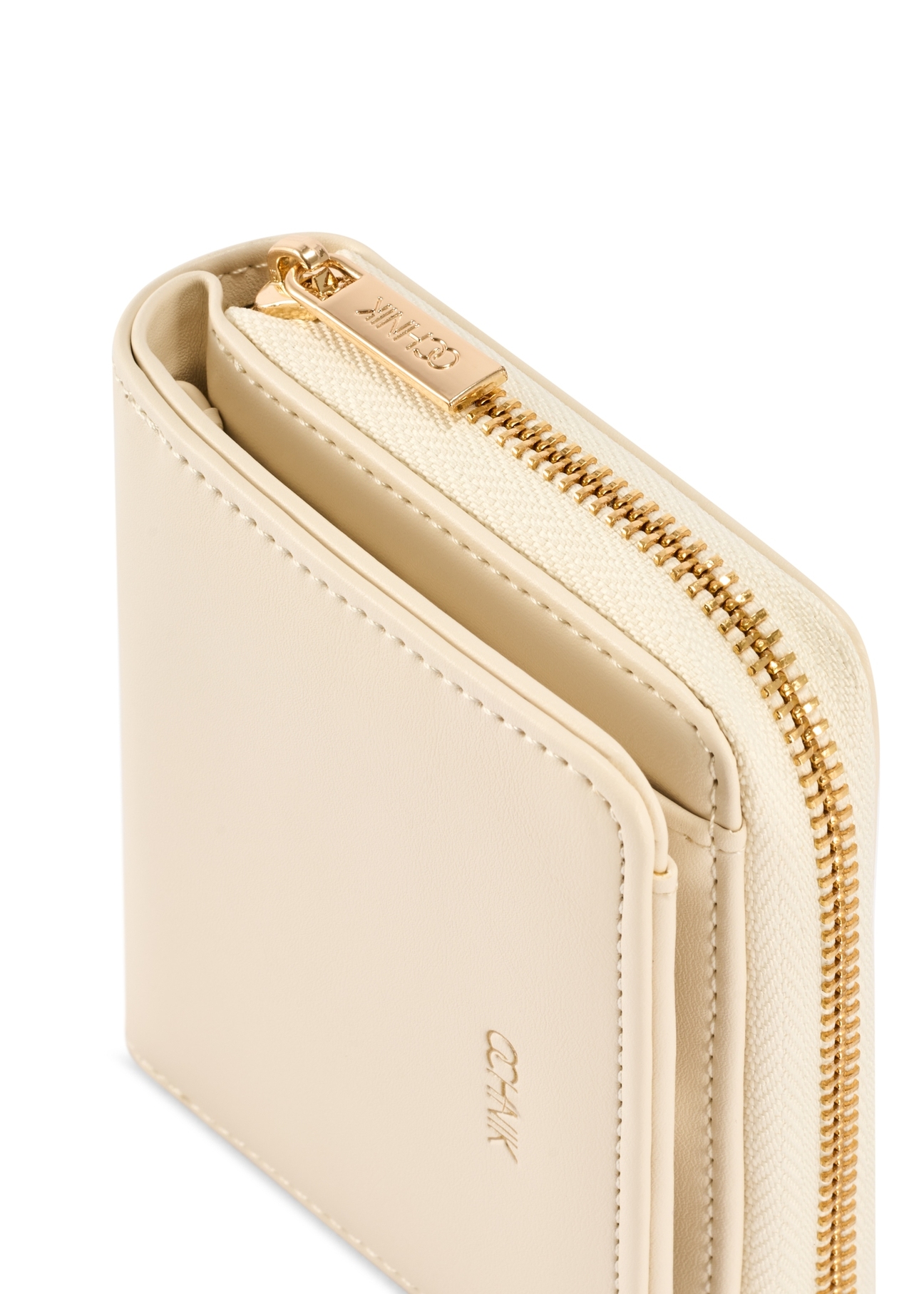 Кремовий жіночий гаманець середнього розміру POREC-0412-0B(W26), крупний план деталі виробу на білому фоні.
