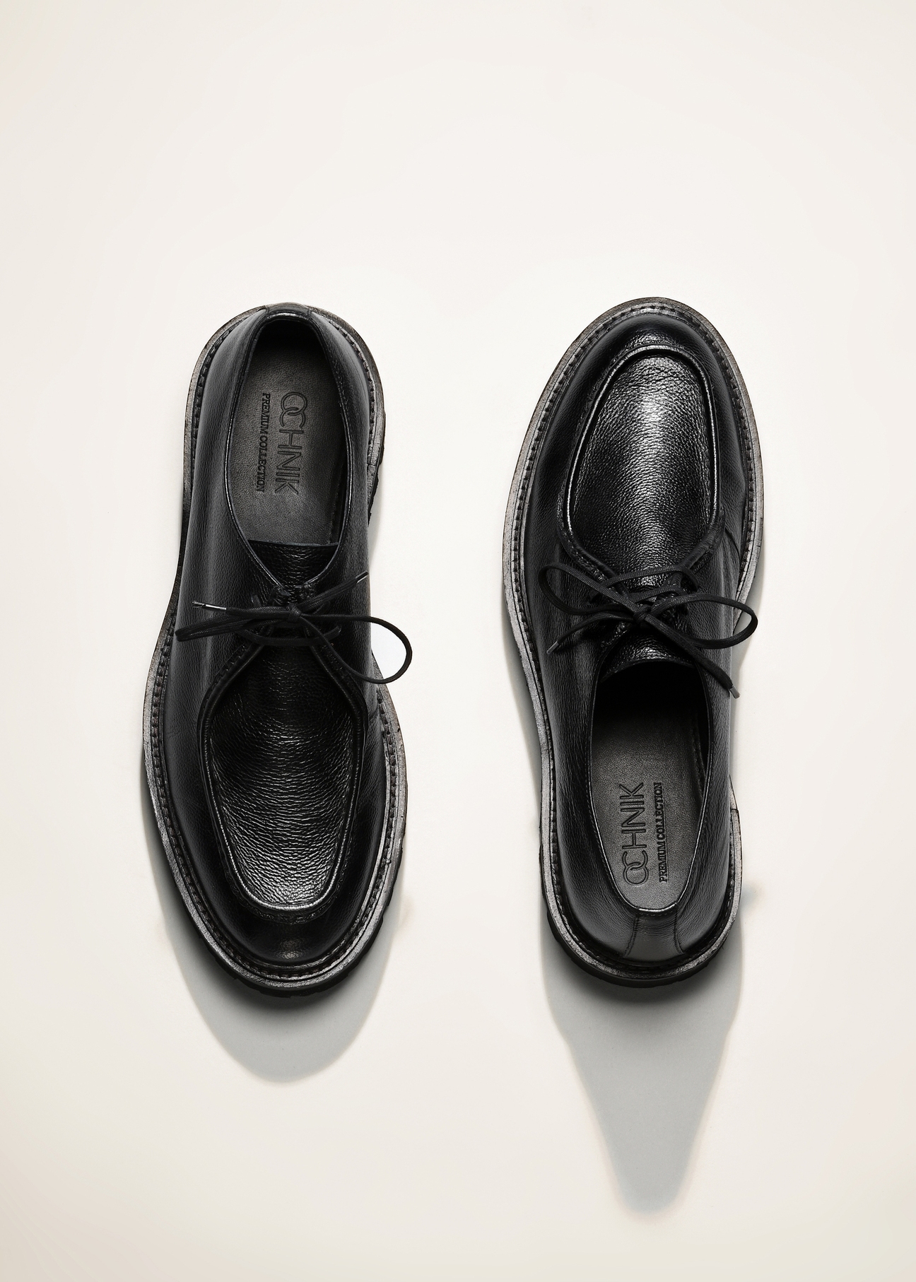 Чорні чоловічі шкіряні туфлі BUTYM-0524-99(Z25)