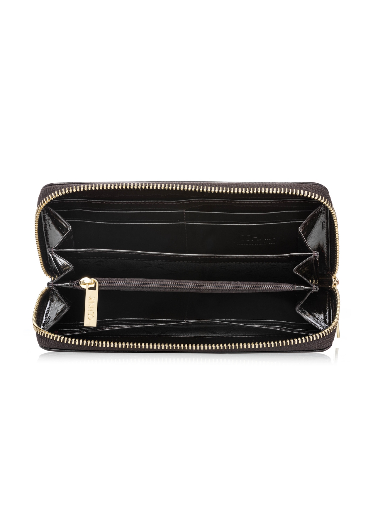 Жіночий гаманець темно-коричневого кольору PORES-0986-1I(W26), вигляд товару всередині на білому тлі.