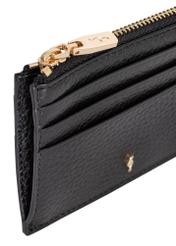 Маленький жіночий шкіряний гаманець PORES-0806R-99(Z25) крупним планом на білому тлі.