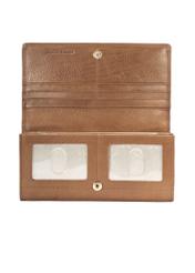 Великий жіночий гаманець коричневої шкіри PORES-0962-89(W25), вигляд внутрішньої частини виробу на білому фоні.