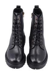 Чорні жіночі чоботи до щиколотки BUTYD-1192-99(Z26), вигляд виробу спереду на білому тлі.