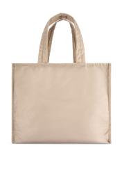 Бежева велика жіноча сумка TOREN-0343-1A(W26), вигляд виробу зі зворотного боку на білому фоні.