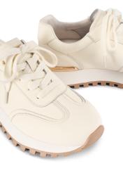 Жіночі шкіряні кросівки кремового кольору BUTYD-1270-0B(W26), крупний план деталі виробу на білому фоні.