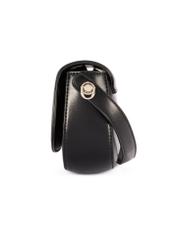 Маленька чорна жіноча сумка-месенджер TOREC-1185-99(W26), вигляд виробу збоку на білому фоні.