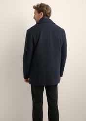 Чоловіче темно-синє вовняне пальто PLAMT-0012-7E(Z26), вигляд виробу ззаду на моделі. Видно половину силуету.