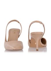 Бежеві шкіряні туфлі-човники з вирізаним каблуком BUTYD-1078A-1B(W26), вигляд виробу спереду та ззаду на білому тлі.