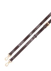 Коричнева маленька сумочка зі шкіри крокодила TORES-1233-1H(W26), ремінець виробу на білому тлі.