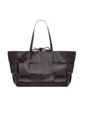 Коричнева велика шкіряна жіноча сумка TORES-1299-1H(W26), вигляд виробу спереду на білому тлі.