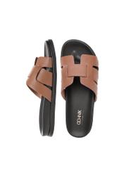 Жіночі шльопанці з верблюжої шкіри BUTYD-1163-1D(W26), вигляд виробу зверху на білому тлі.