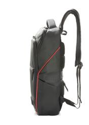 Чорний великий чоловічий рюкзак TORMN-0396-9J(W26), вигляд виробу збоку на білому фоні.