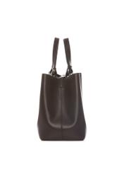 Коричнева жіноча сумка-шопер TOREC-1240-1H(W26), вигляд виробу збоку на білому фоні.