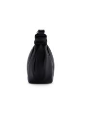 Чорна напівкругла жіноча сумка TOREC-1146-99(W26), вигляд виробу збоку на білому фоні.