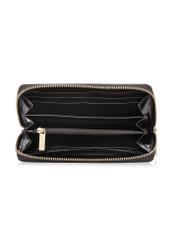 Жіночий гаманець темно-коричневого кольору PORES-0986-1I(W26), вигляд товару всередині на білому тлі.