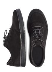 Чорне чоловіче шкіряне взуття BUTYM-0529-99(W26), вигляд виробу зверху на білому фоні.