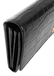 Чорний жіночий гаманець зі шкіри під кроко PORES-0889-9G(W26), крупний план деталі виробу на білому фоні.