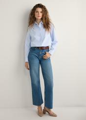 Жіноча бавовняна сорочка в смужку KOSDT-0184-7A(W26), вигляд виробу спереду на моделі. Видно все тіло.