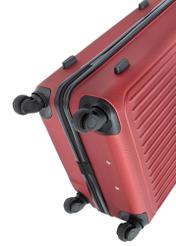 Велика валіза на колесах WALAB-0082-4B-29(W26), крупний план коліс продукту на білому фоні.