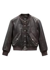 Коричнева жіноча шкіряна куртка KURDS-0609-1I(W26), вигляд виробу спереду на білому тлі.