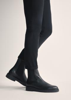 Чорні шкіряні чоловічі черевики челсі BUTYM-0462-99(Z25)