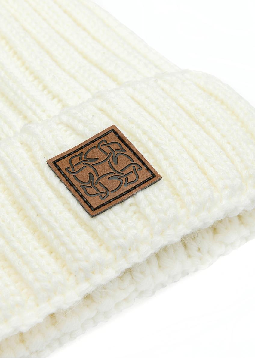 Кремова жіноча шапка з помпоном CZADT-0066A-12(Z25)