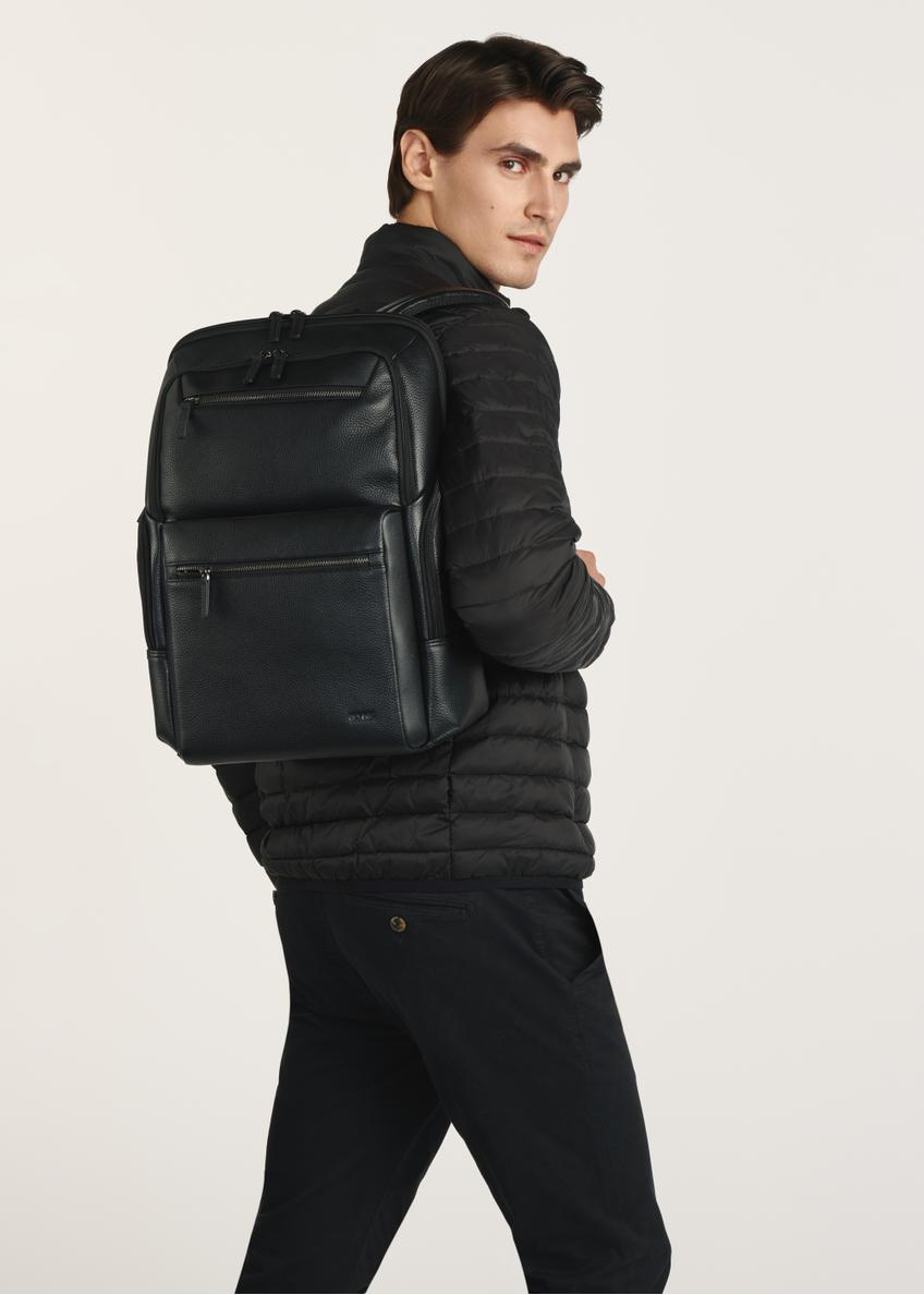 Czarny pojemny plecak skórzany PLCMS-0023-99(Z25)