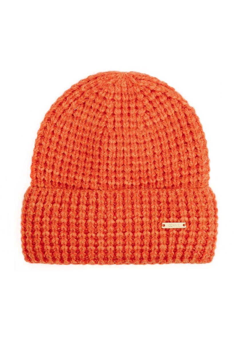 Помаранчева жіноча шапка CZADT-0204-30(Z25), вигляд виробу спереду на білому тлі.