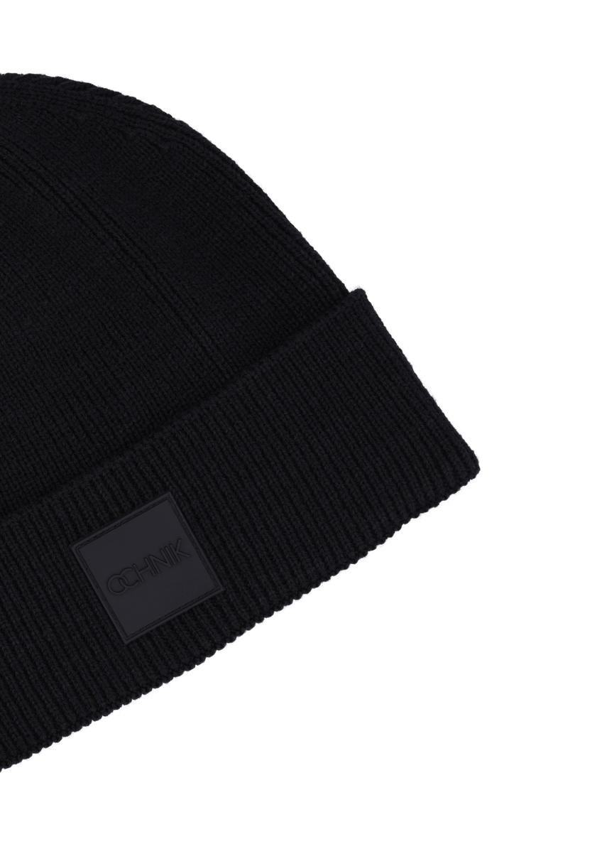 Чорна чоловіча шапка CZAMT-0095-99(Z26)