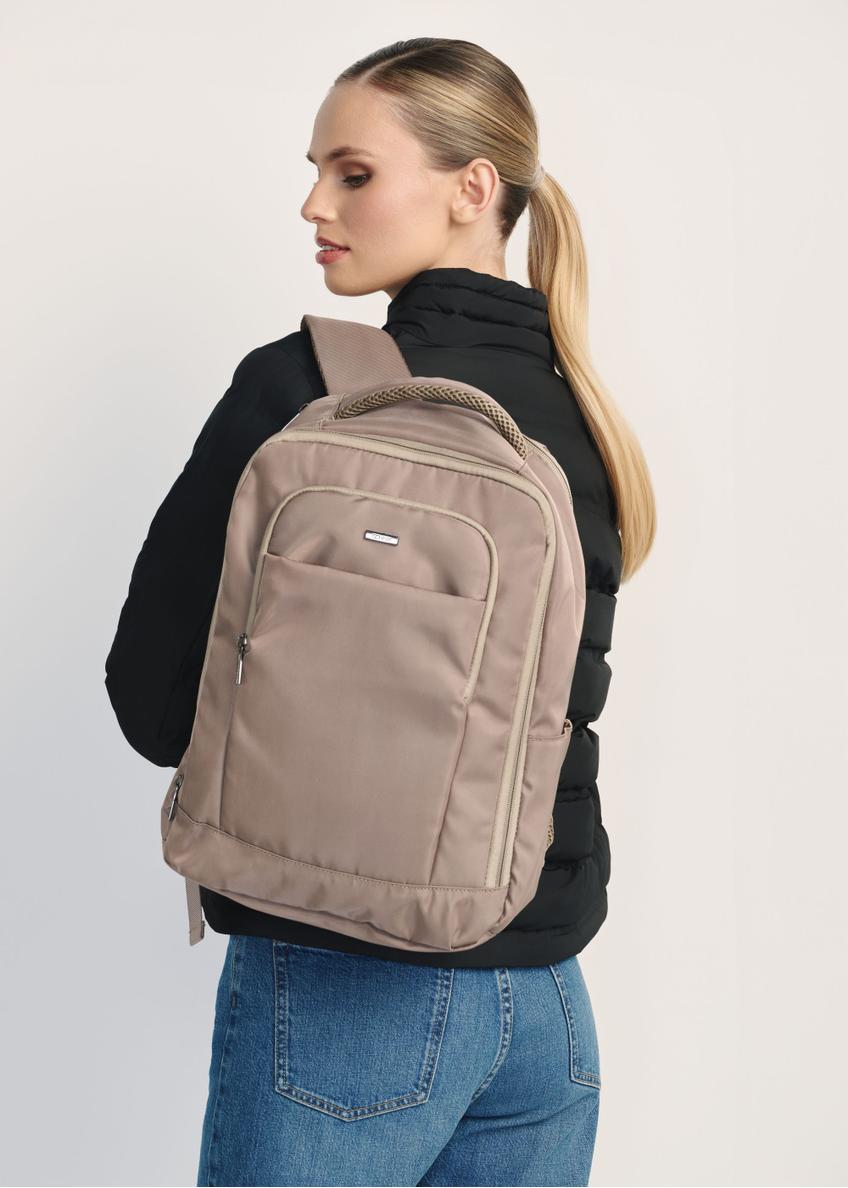 Темно-бежевий рюкзак для подорожей літаком PLCMN-0014-1C(W26)