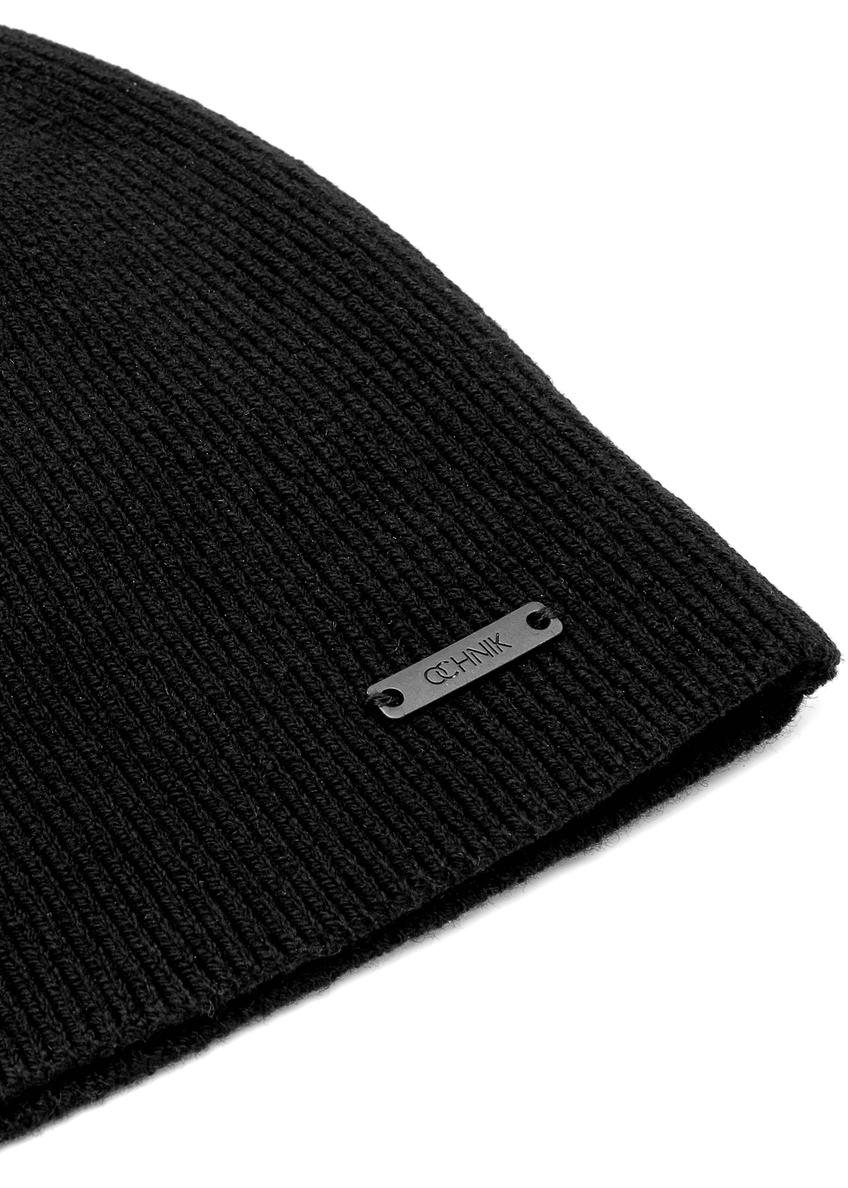 Чоловіча шапка чорного кольору CZAMT-0087-99 (Z25)