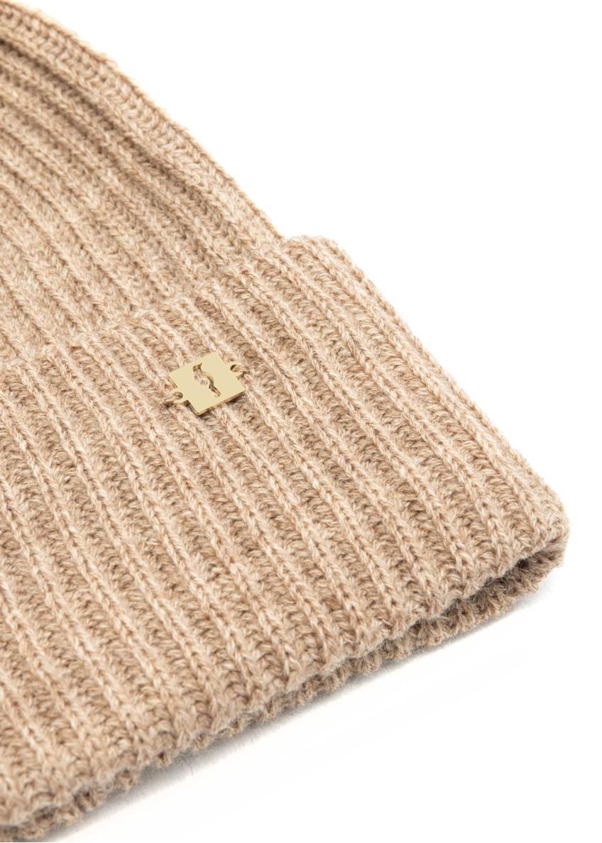 Бежева жіноча вовняна шапка з помпоном CZADT-0052A-81(Z25)